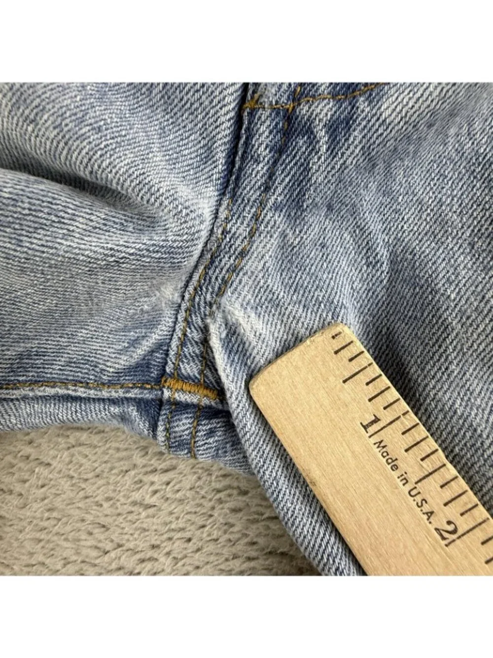 Levis 501 Jeans Mens 36x32 Blue Light Wash Button Fly Straight Leg Denim Western